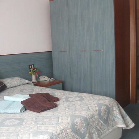 Albergo Del Turista Vernasca Exteriör bild