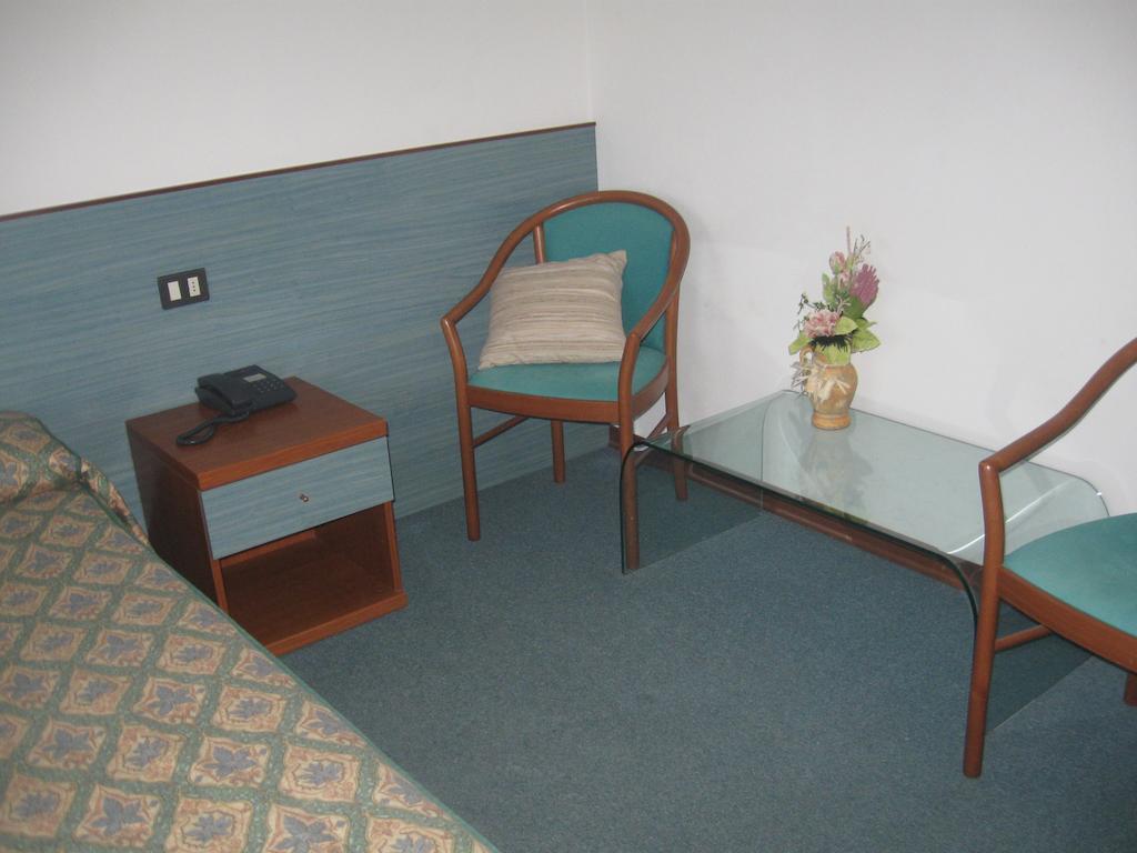 Albergo Del Turista Vernasca Exteriör bild